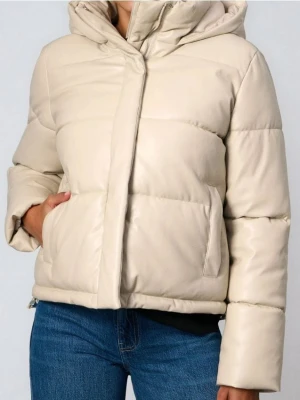 Sinsay - Pikowana kurtka puffer - kremowy