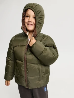 Sinsay - Pikowana kurtka puffer z kapturem z odblaskowymi elementami - khaki