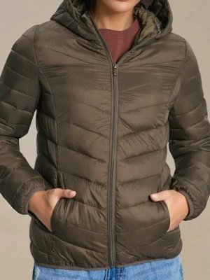 Sinsay - Pikowana kurtka z kapturem - zielony