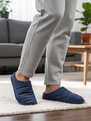 Sinsay - Pikowane kapcie - granatowy