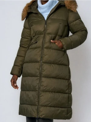 Sinsay - Pikowany płaszcz z kapturem - zielony