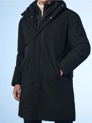 Sinsay - Płaszcz z kapturem - czarny