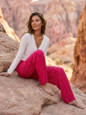 Sinsay - Plisowane spodnie z szerokimi nogawkami - różowy