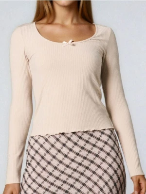 Sinsay - Prążkowana bluzka - beżowy