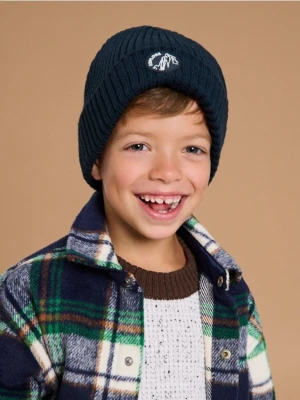 Sinsay - Prążkowana czapka beanie - granatowy