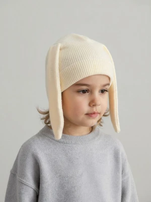 Sinsay - Prążkowana czapka z uszami - kremowy