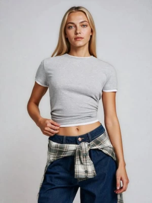 Sinsay - Prążkowana koszulka basic z kontrastową lamówką i domieszką wiskozy - szary