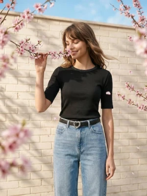 Zdjęcie produktu Sinsay - Prążkowana koszulka z krótkim rękawem - czarny