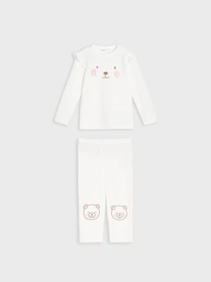 Sinsay - Prążkowana piżama z falbanami i ozdobnym haftem - kremowy