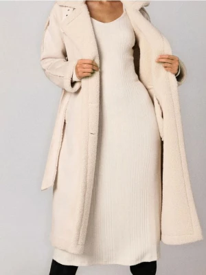 Sinsay - Prążkowana sukienka maxi - beżowy