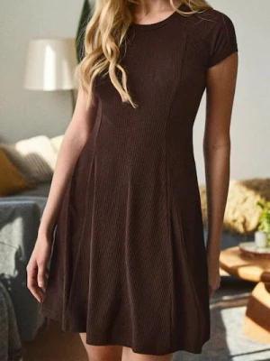 Sinsay - Prążkowana sukienka mini - brązowy