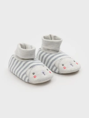 Sinsay - Prążkowane kapcie w paski - kremowy