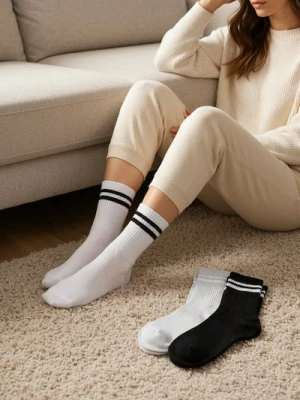 Sinsay - Prązkowane skarpetki 3 pack - wielobarwny