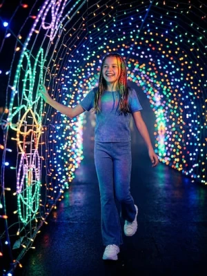 Sinsay - Prążkowane spodnie flare - niebieski