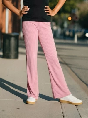Sinsay - Prążkowane spodnie z szeroką nogawką - różowy
