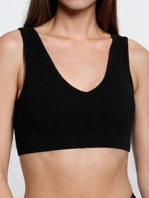 Sinsay - Prążkowany bezszwowy biustonosz sportowy - czarny