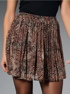 Sinsay - Rozkloszowana spódnica mini ze wzorem - wielobarwny