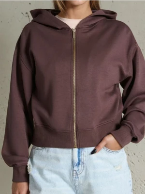 Sinsay - Rozpinana bluza z kapturem soft touch - brązowy