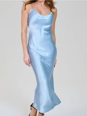 Sinsay - Satynowa sukienka na ramiączkach - błękitny