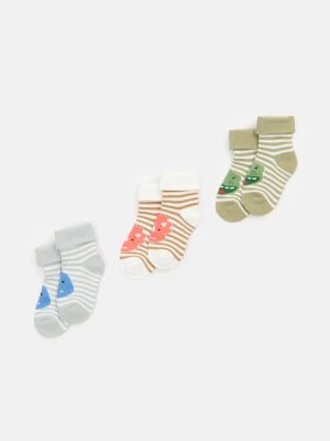 Sinsay - Skarpetki z bawełną z dinozaurami 3 pack - wielobarwny