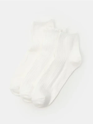 Sinsay - Skarpetki z wykończeniem falbankowym 3 pack - biały