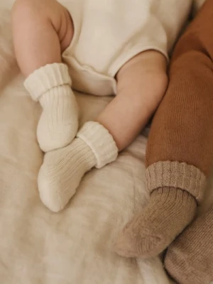 Sinsay - Skarpety niemowlęce z domieszką wełny 2 pack - beżowy