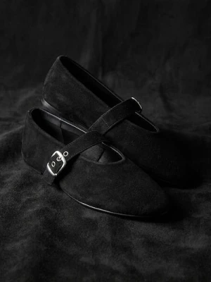 Sinsay - Skórzane baleriny z regulowanym paskiem - czarny