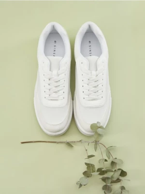 Sinsay - Sneakersy - biały