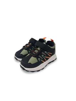 Sinsay - Sneakersy trekkingowe z imitacji skóry - wielobarwny