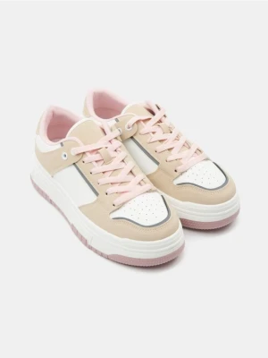 Sinsay - Sneakersy z imitacją skóry - wielobarwny
