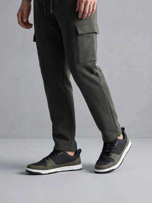 Sinsay - Sneakersy z imitacji skóry - wielobarwny