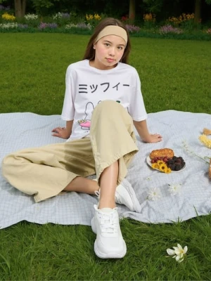 Sinsay - Sneakersy z lekką podeszwą - biały