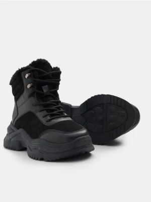 Sinsay - Sneakersy z ociepleniem - czarny