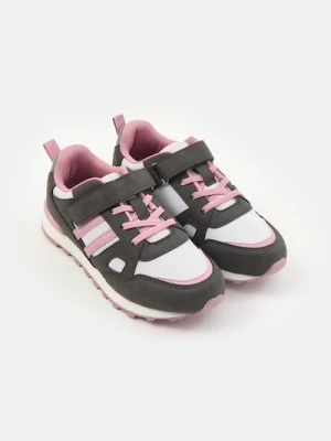 Sinsay - Sneakersy z odblaskowym elementem z imitacji zamszu - szary