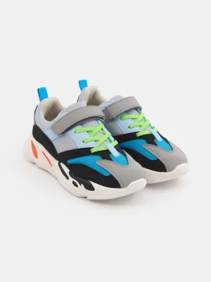 Sinsay - Sneakersy z sznurowadłami świecącymi w ciemności - wielobarwny