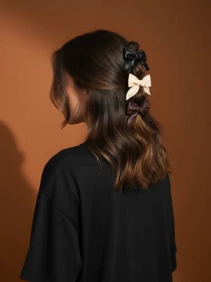 Sinsay - Spinki do włosów w kształcie kokardy 3 pack - wielobarwny