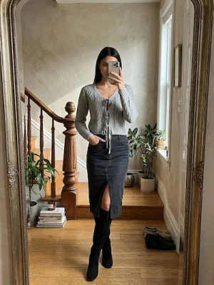 Sinsay - Spódnica jeansowa midi - czarny