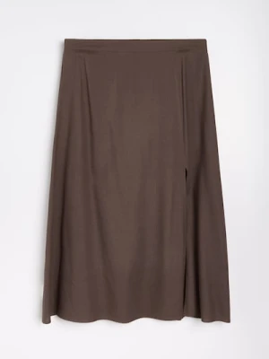 Sinsay - Spódnica midi z rozcięciem z wiskozą i domieszką lnu Plus size - brązowy