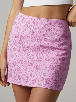 Sinsay - Spódnica mini z rozcięciem i kwiatowym wzorem - różowy