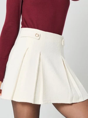 Sinsay - Spódnica mini z zakładkami z domieszką wełny - kremowy