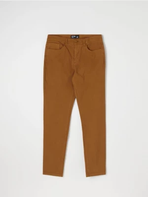 Sinsay - Spodnie - brązowy