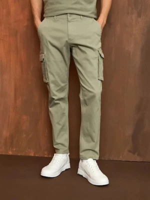 Sinsay - Spodnie cargo - zielony