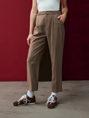 Sinsay - Spodnie carrot - beżowy