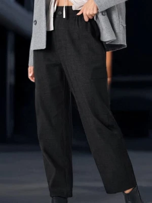 Sinsay - Spodnie carrot - czarny