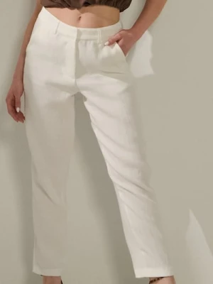 Sinsay - Spodnie cygaretki - kremowy