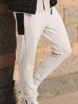 Sinsay - Spodnie dresowe - beżowy