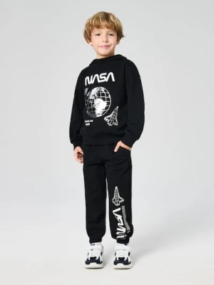 Sinsay - Spodnie dresowe jogger NASA - czarny