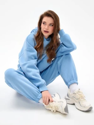 Sinsay - Spodnie dresowe jogger - niebieski