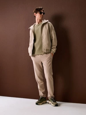 Sinsay - Spodnie dresowe jogger ottoman - beżowy