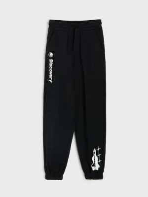 Sinsay - Spodnie dresowe jogger oversize Discovery - czarny